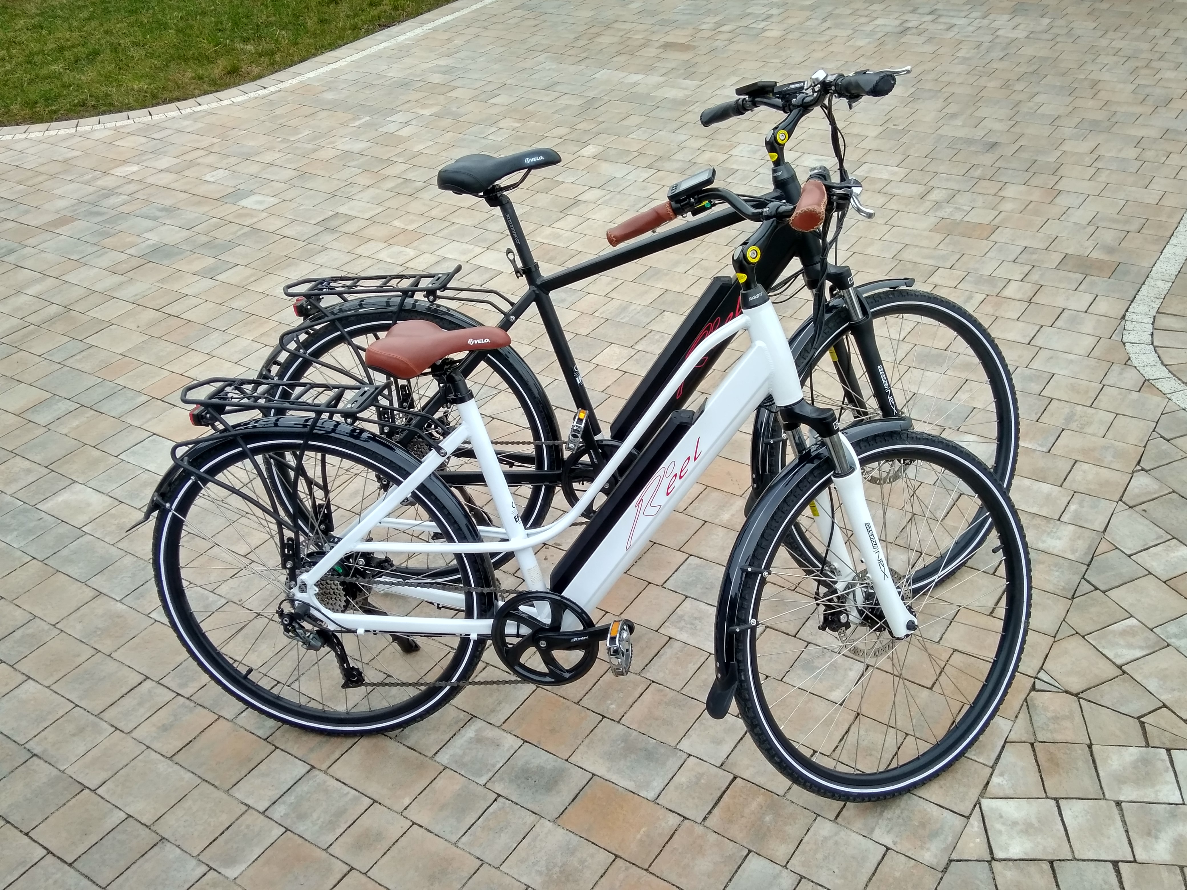 Electric Bikes in Mobile E-Bike Rental "Reel-Bike"